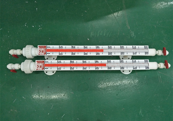 PP材質(zhì)磁翻板液位計