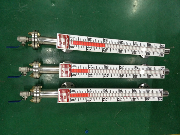 就地翻板液位計