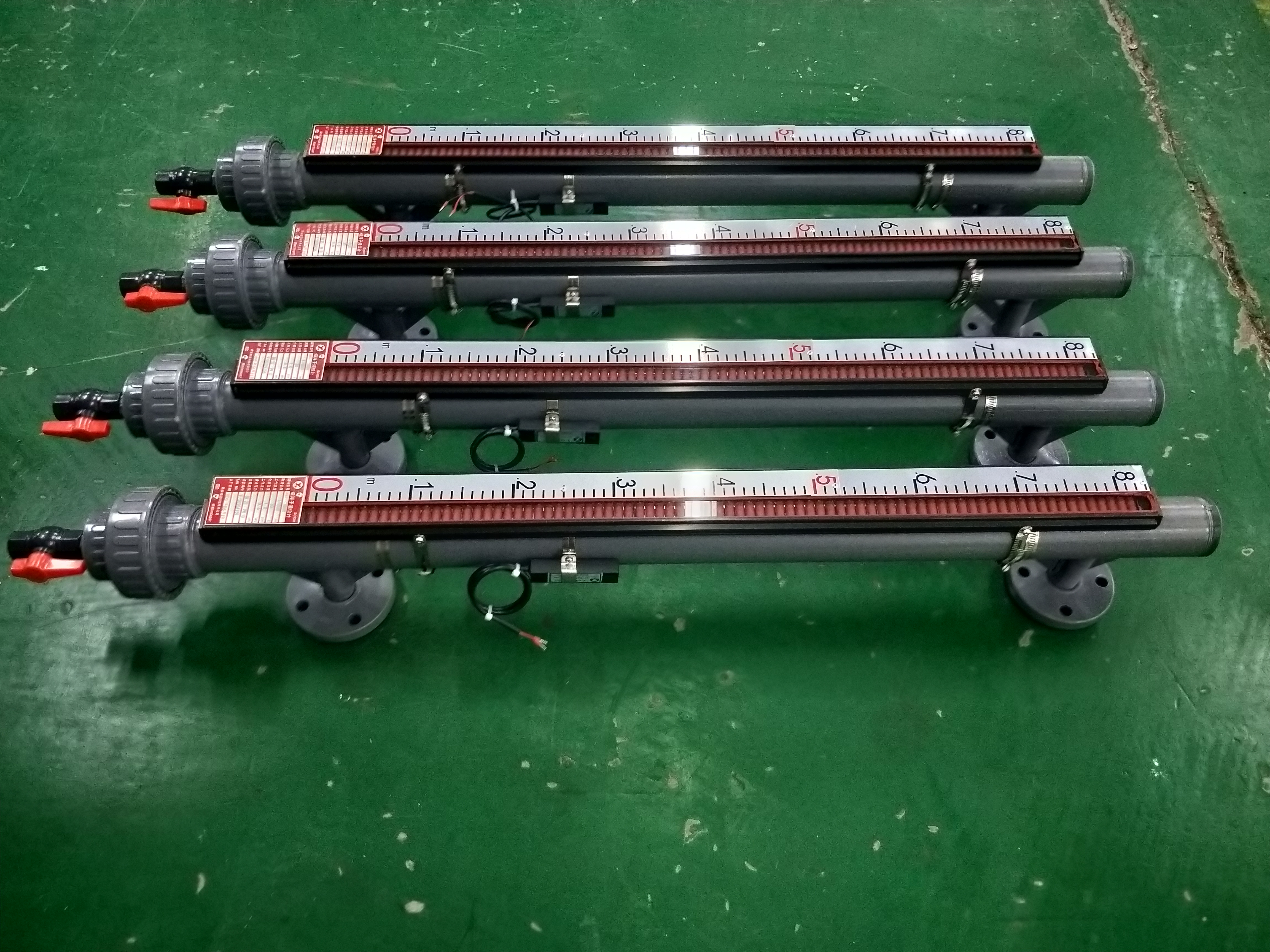 玻璃磁翻板液位計(jì)和磁翻板液位計(jì)的區(qū)別