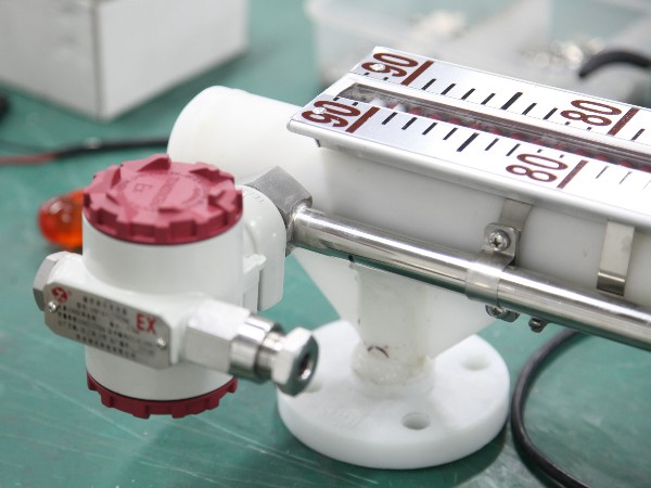 加藥裝置通常用什么液位計(jì)？26年廠家西安相遠(yuǎn)科技為您專業(yè)解答