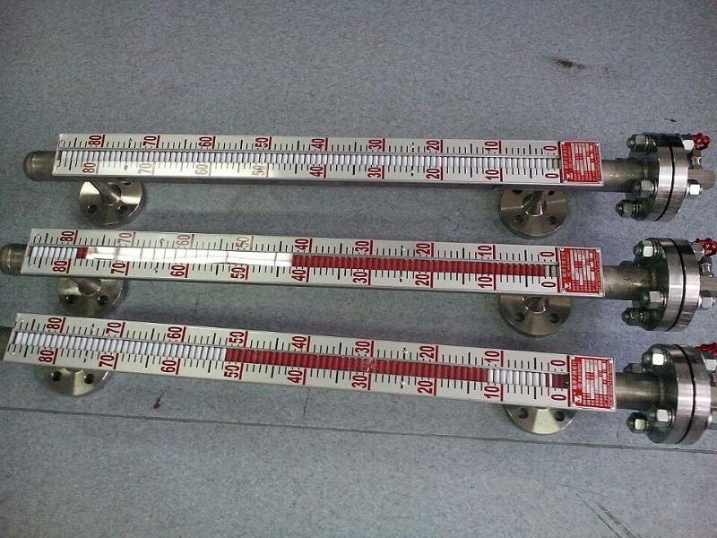 高壓磁翻板液位計實物圖