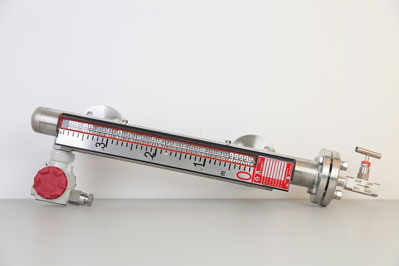 遠(yuǎn)傳磁翻板液位計