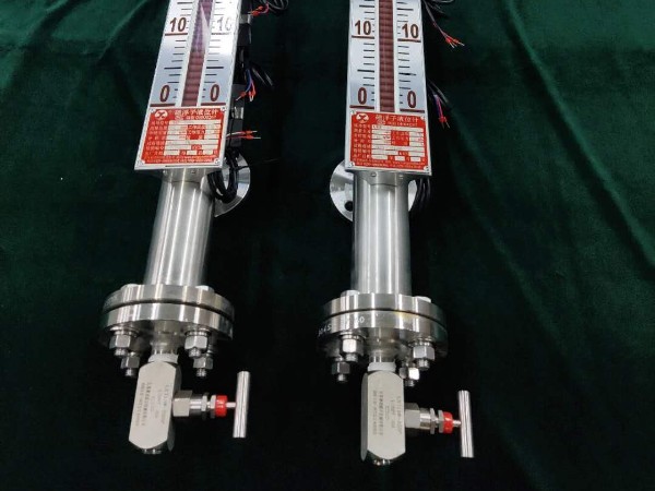 磁翻板液位計選型需要考慮哪些因素